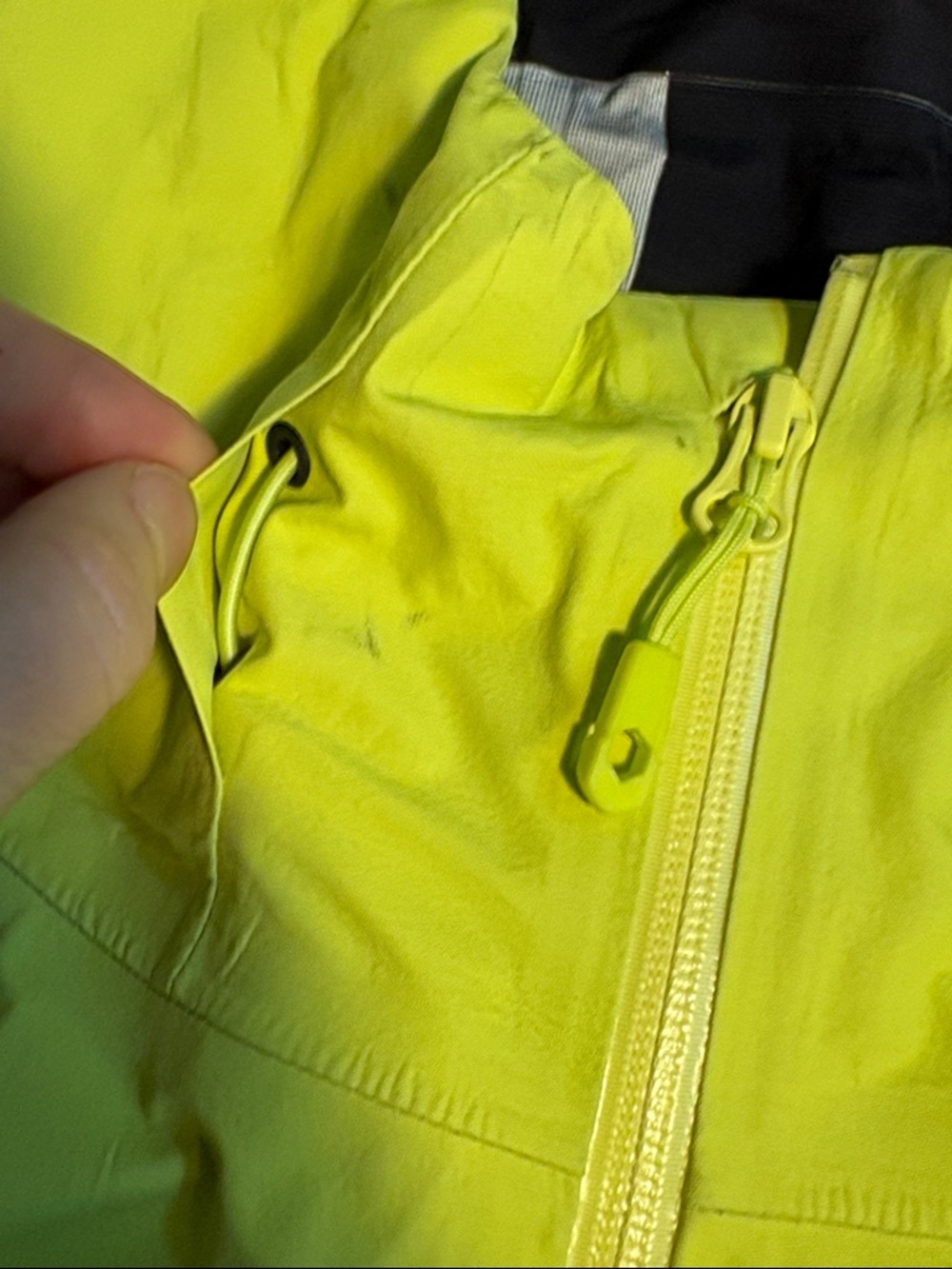 Mountain Hardwear High-Vis Bright Yellow Waterproof Hooded Rain Jacket XL - Picture 9 of 15